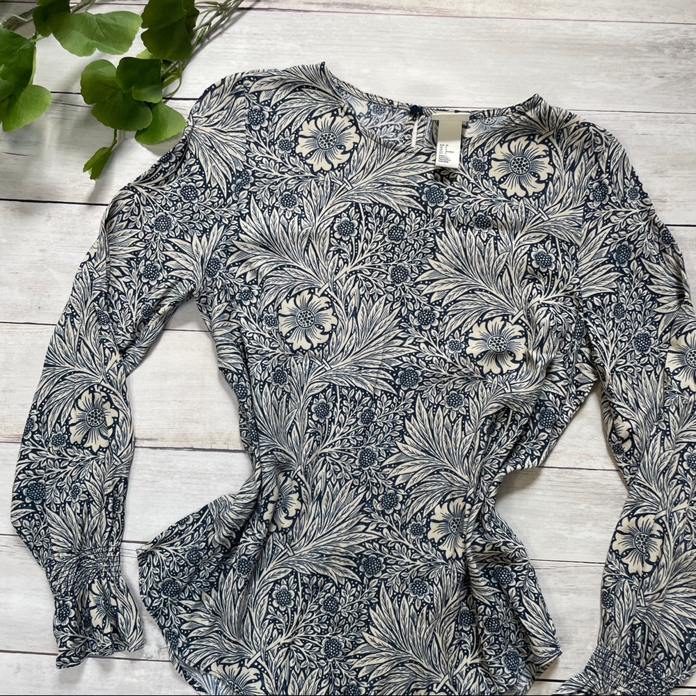 H&M Morris and Co blouse, size S, floral, William Morris